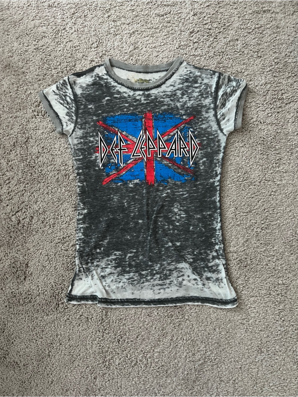 EUC Def Leppard Tissue Tee Women XS Girl XL